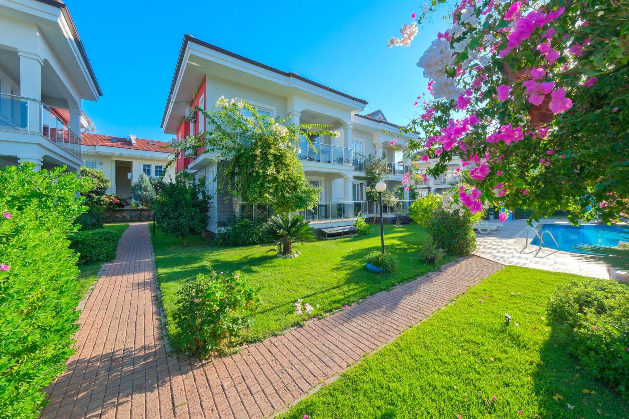 Legend Apartments เฟทิเย ภายนอก รูปภาพ