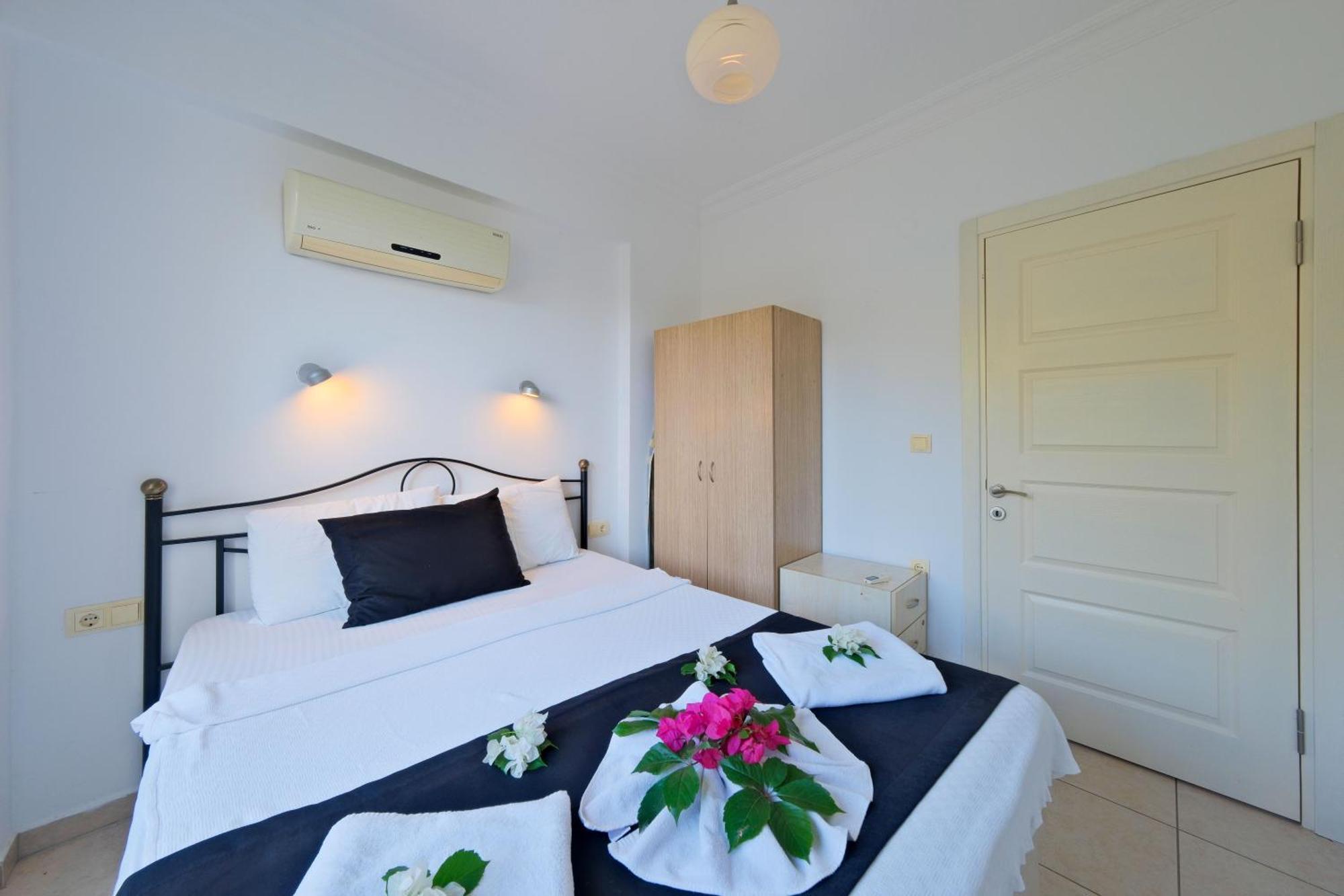 Legend Apartments เฟทิเย ภายนอก รูปภาพ
